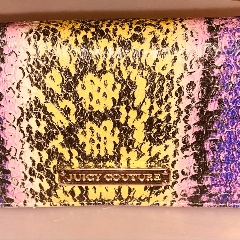 Juicy couture wallet